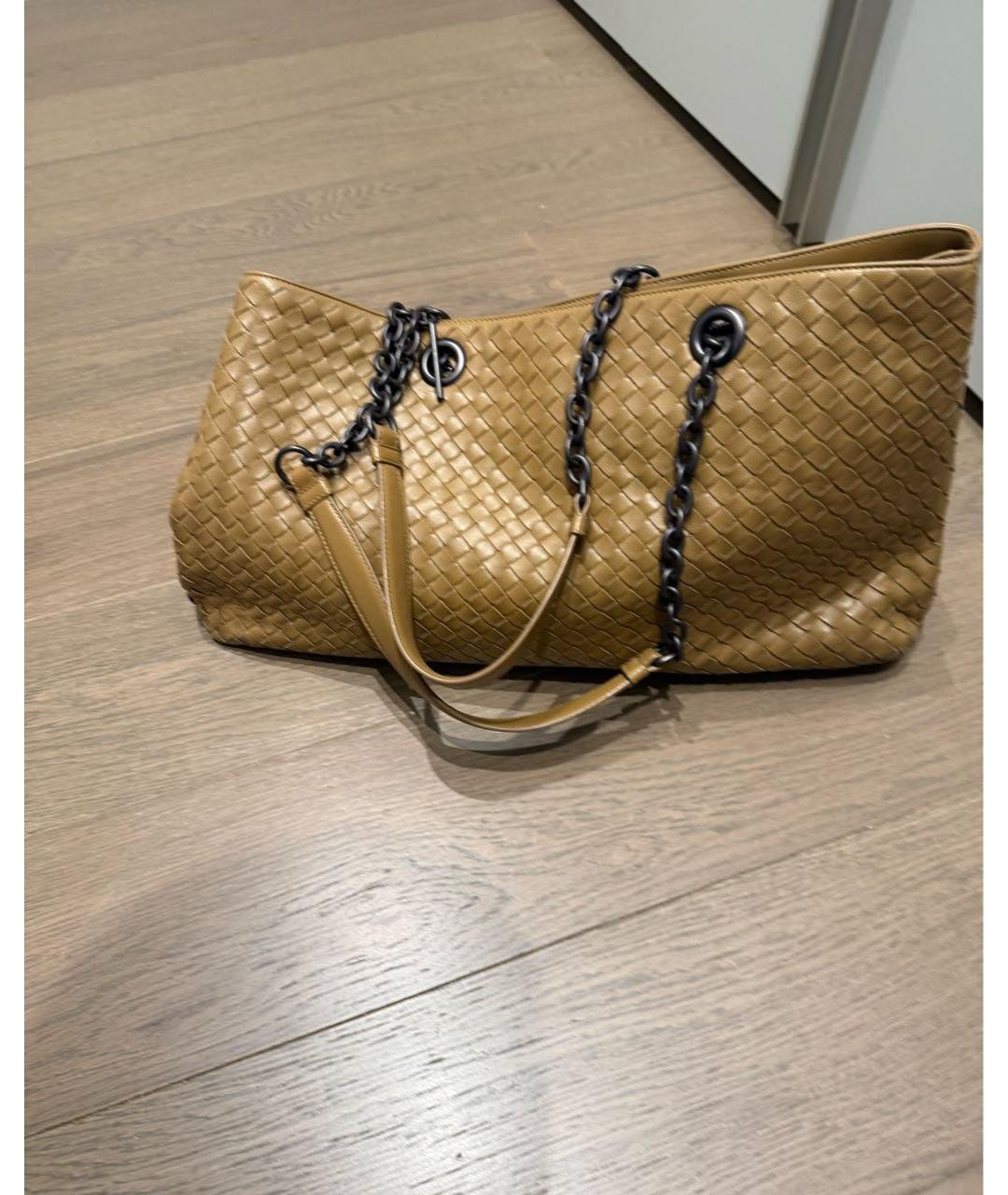 BOTTEGA VENETA Коричневая кожаная сумка тоут, фото 2