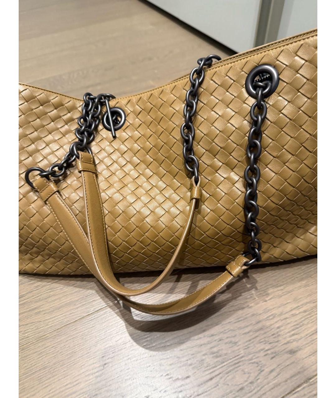 BOTTEGA VENETA Коричневая кожаная сумка тоут, фото 3
