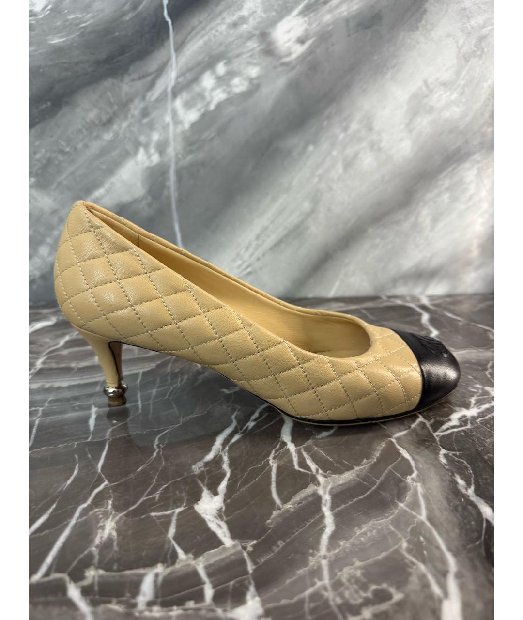CHANEL Бежевые кожаные туфли, фото 6
