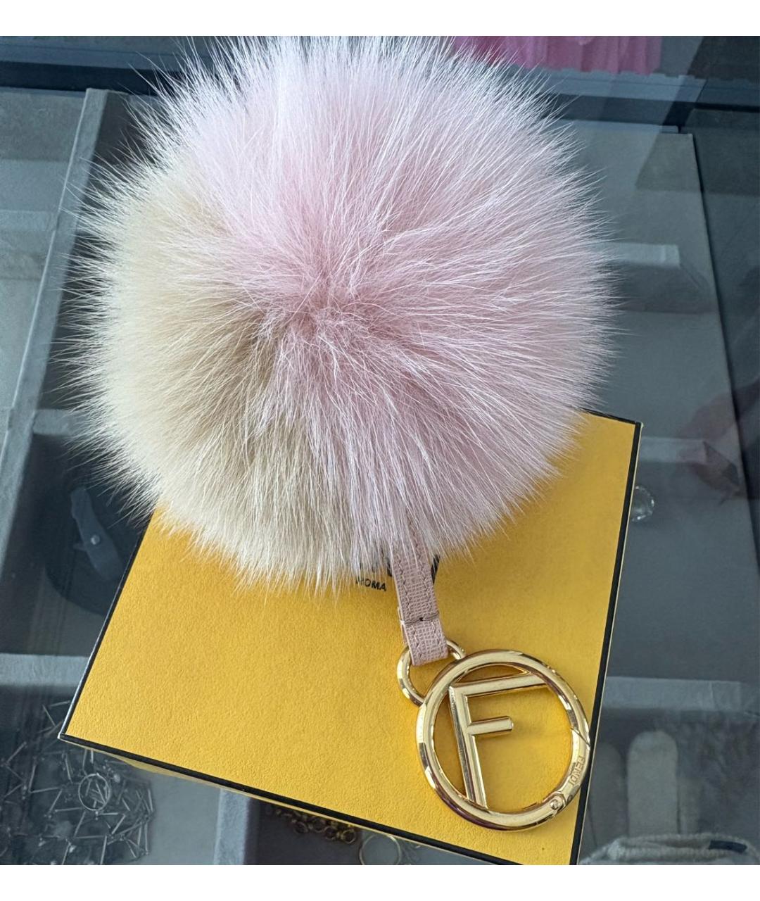 FENDI Бежевый брелок, фото 9