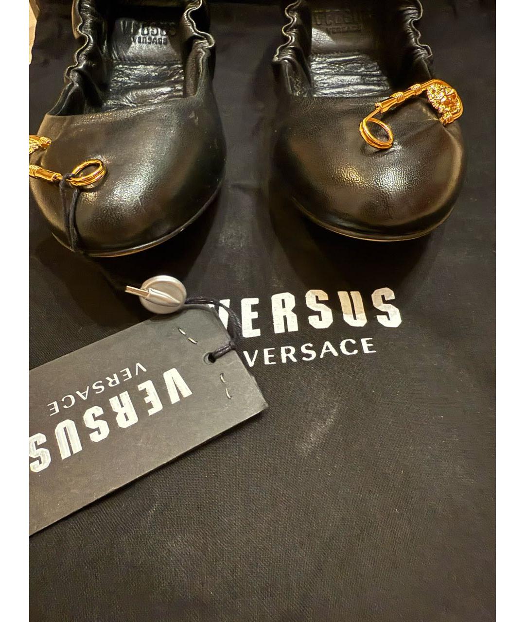VERSUS VERSACE Черные кожаные балетки, фото 5