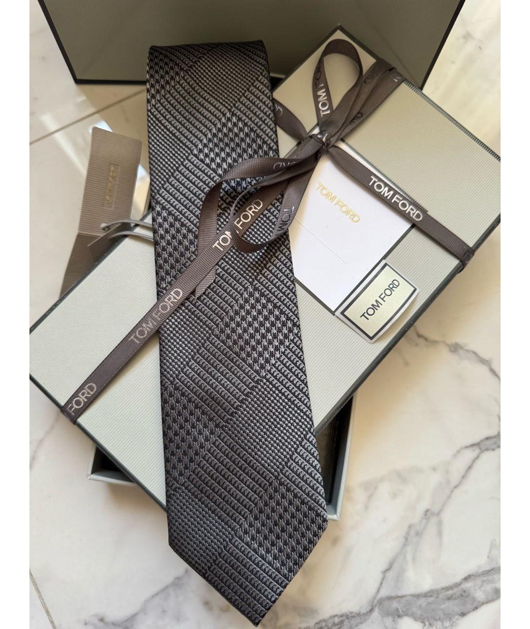 TOM FORD Серый шелковый галстук, фото 3
