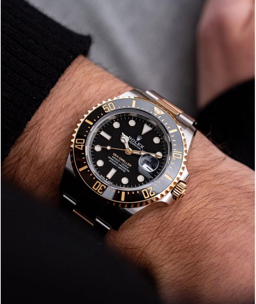 ROLEX Черные часы из желтого золота, фото 8