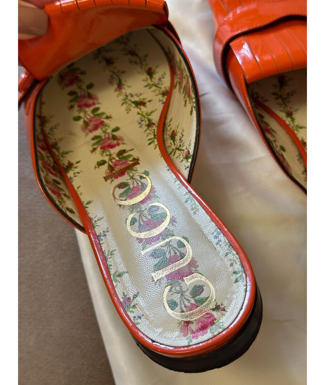 GUCCI Оранжевое сабо из лакированной кожи, фото 4