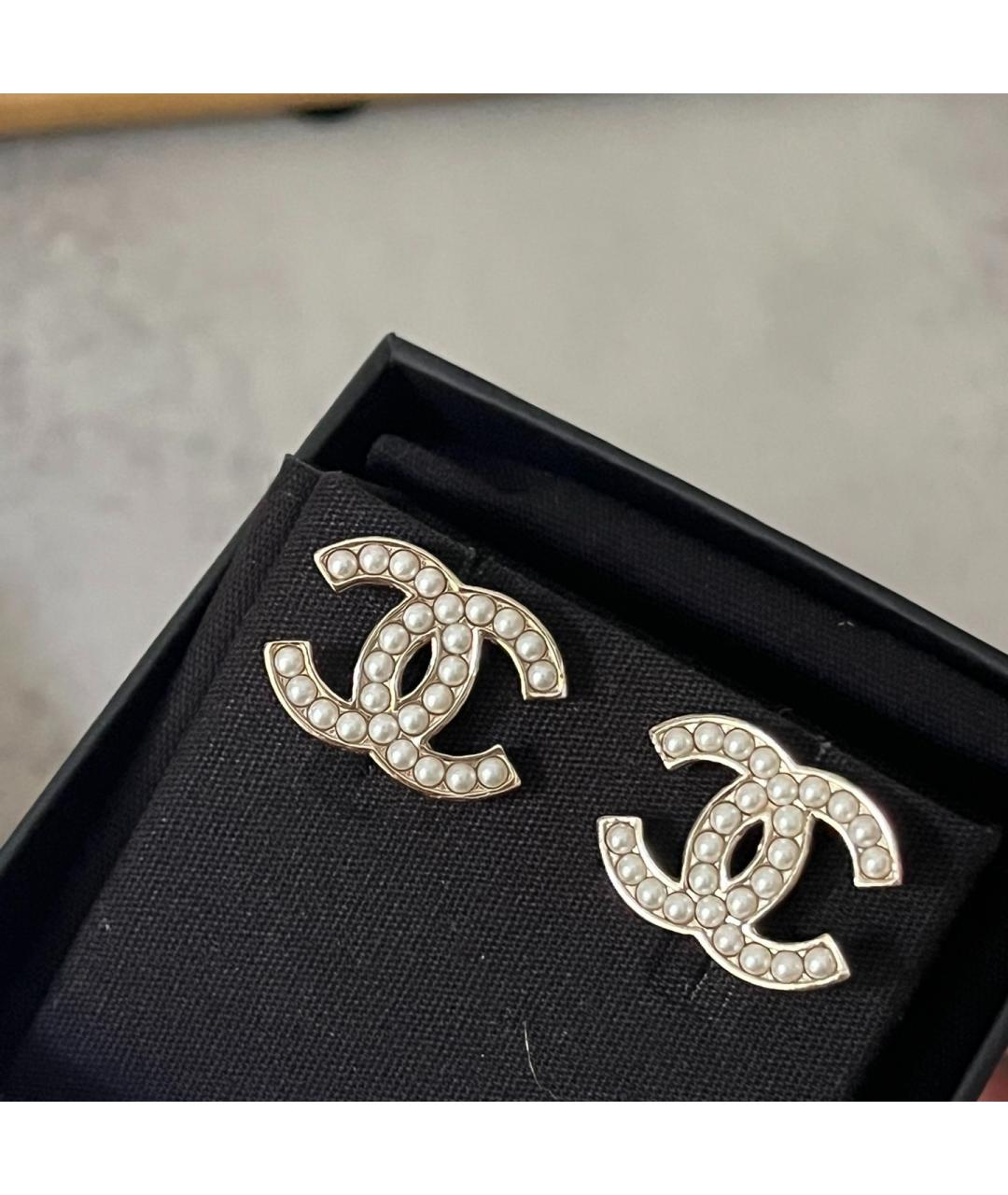 CHANEL Белые серьги, фото 2