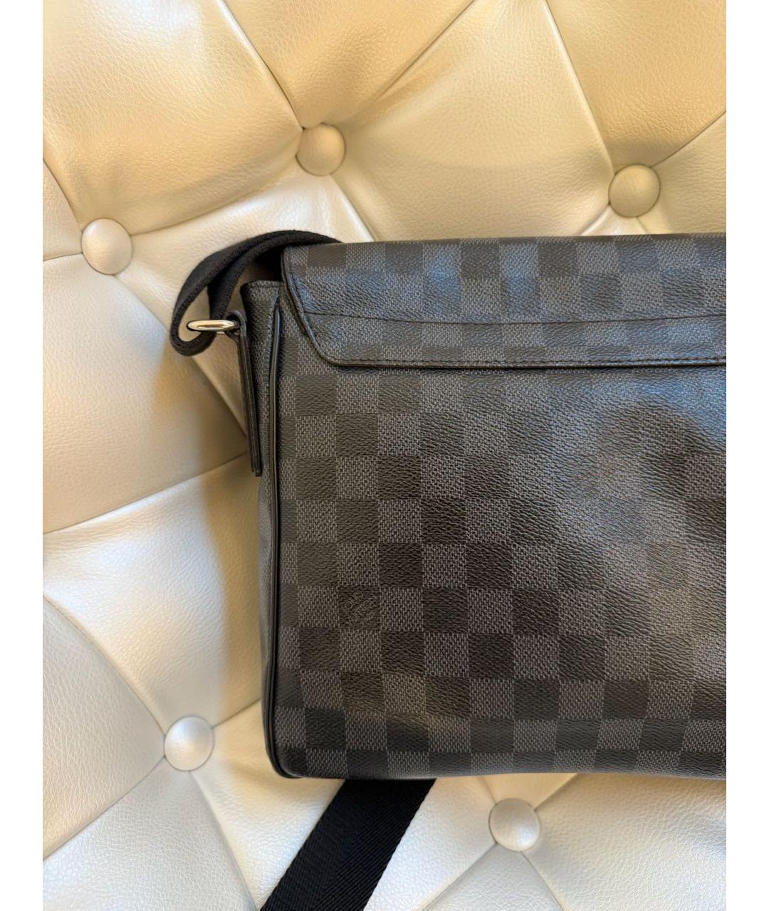 LOUIS VUITTON Антрацитовая кожаная сумка на плечо, фото 2