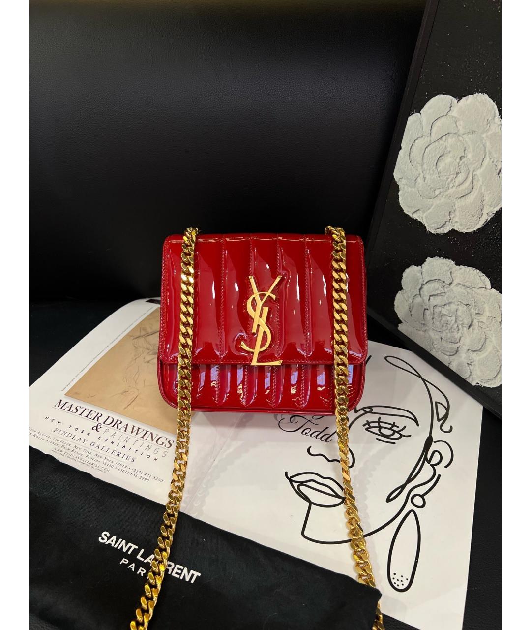 SAINT LAURENT Красная сумка через плечо из лакированной кожи, фото 3