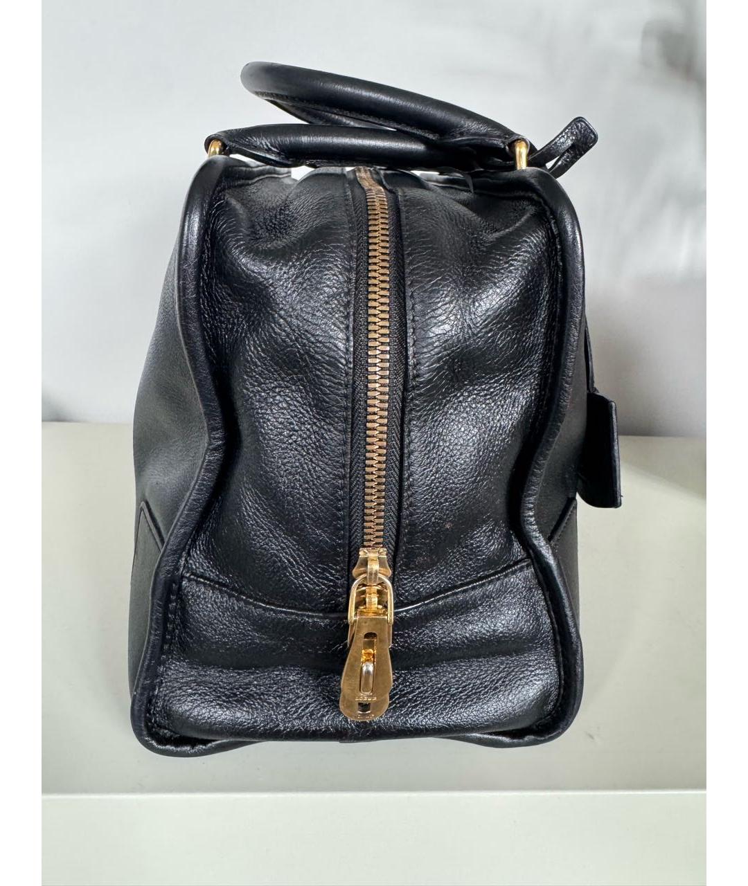LOEWE Черная кожаная сумка с короткими ручками, фото 6