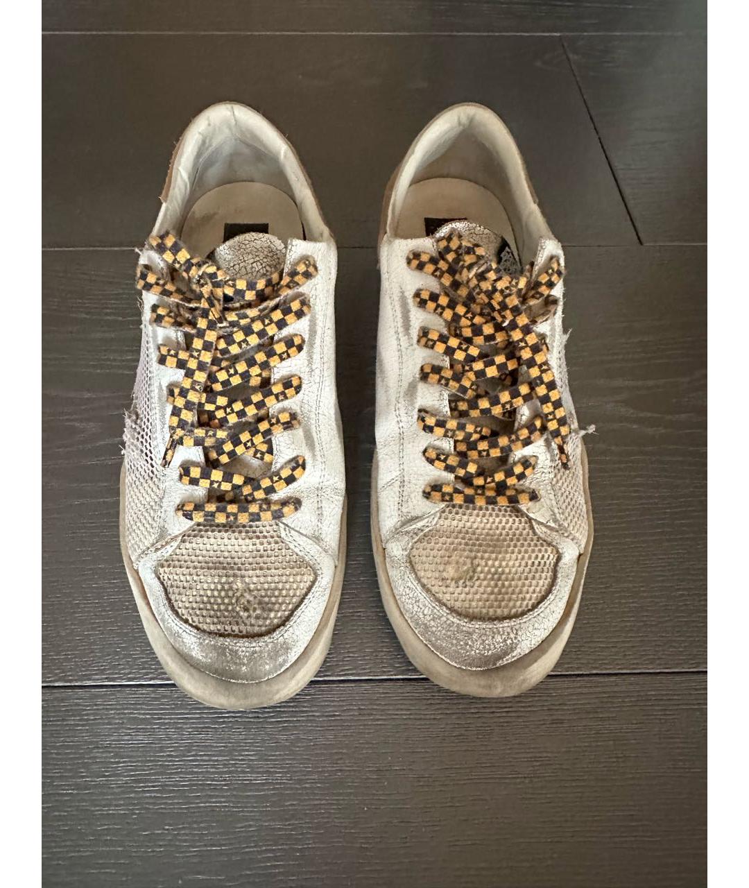 GOLDEN GOOSE DELUXE BRAND Бежевые низкие кроссовки / кеды, фото 2