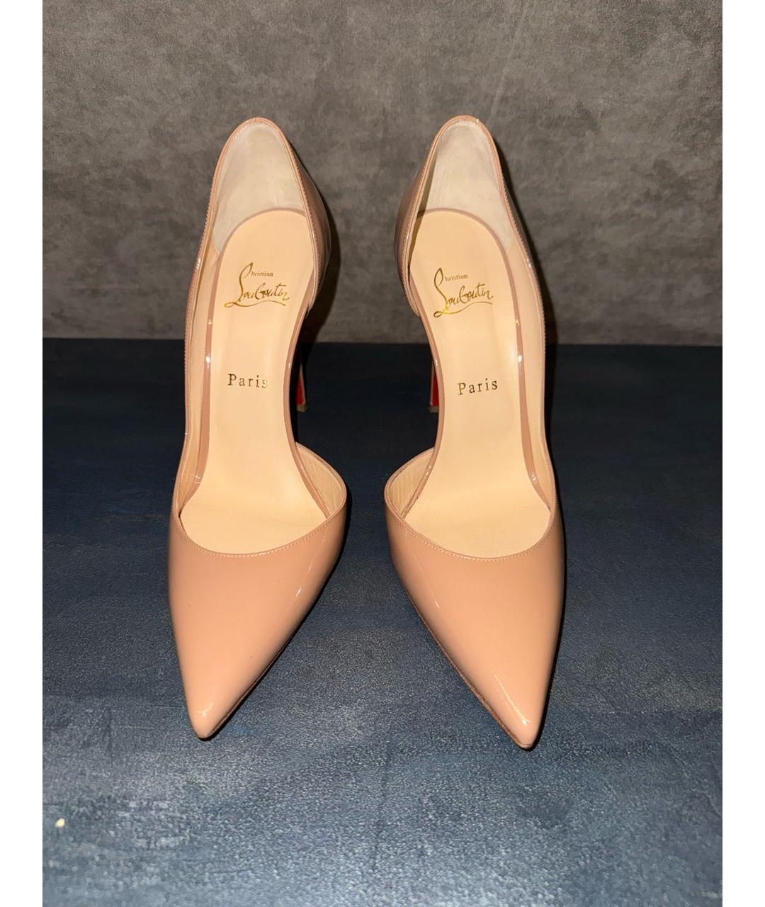 CHRISTIAN LOUBOUTIN Бежевые туфли из лакированной кожи, фото 2