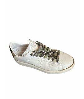 GOLDEN GOOSE DELUXE BRAND Низкие кроссовки / кеды