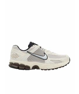 NIKE Низкие кроссовки / кеды