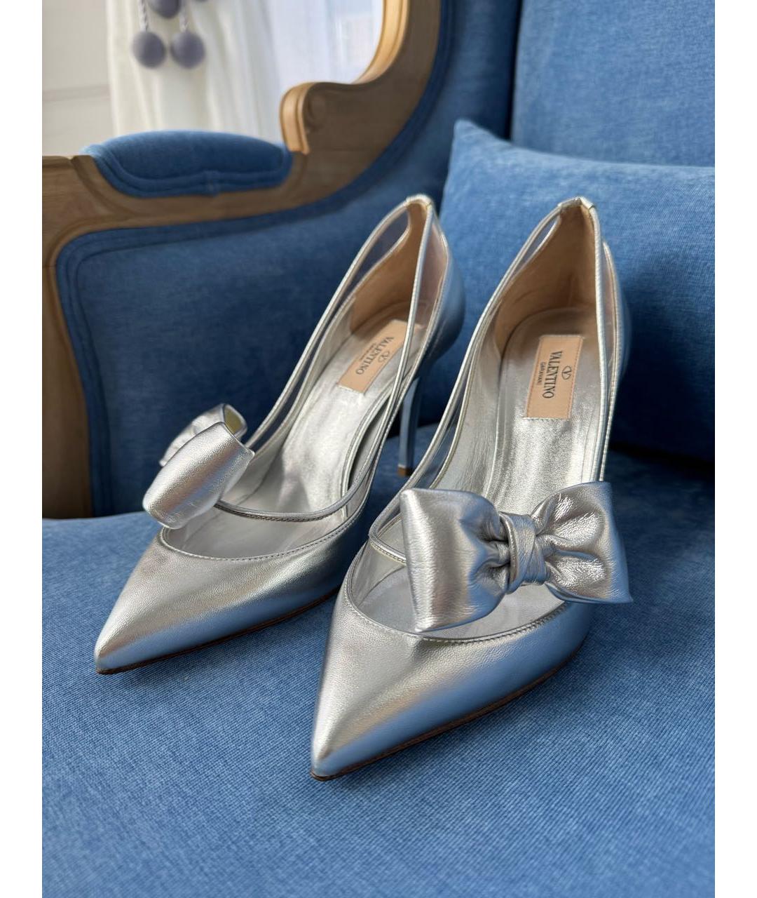 VALENTINO Серебряные кожаные туфли, фото 5