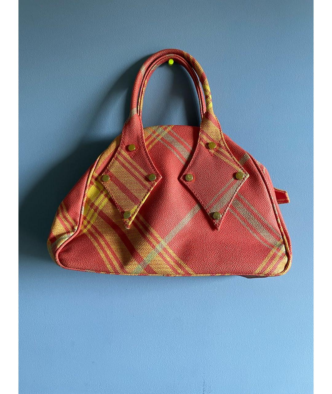 VIVIENNE WESTWOOD Коралловая кожаная сумка с короткими ручками, фото 3