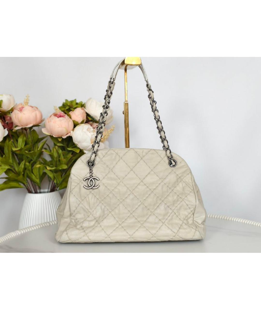 CHANEL Бежевая кожаная сумка тоут, фото 9