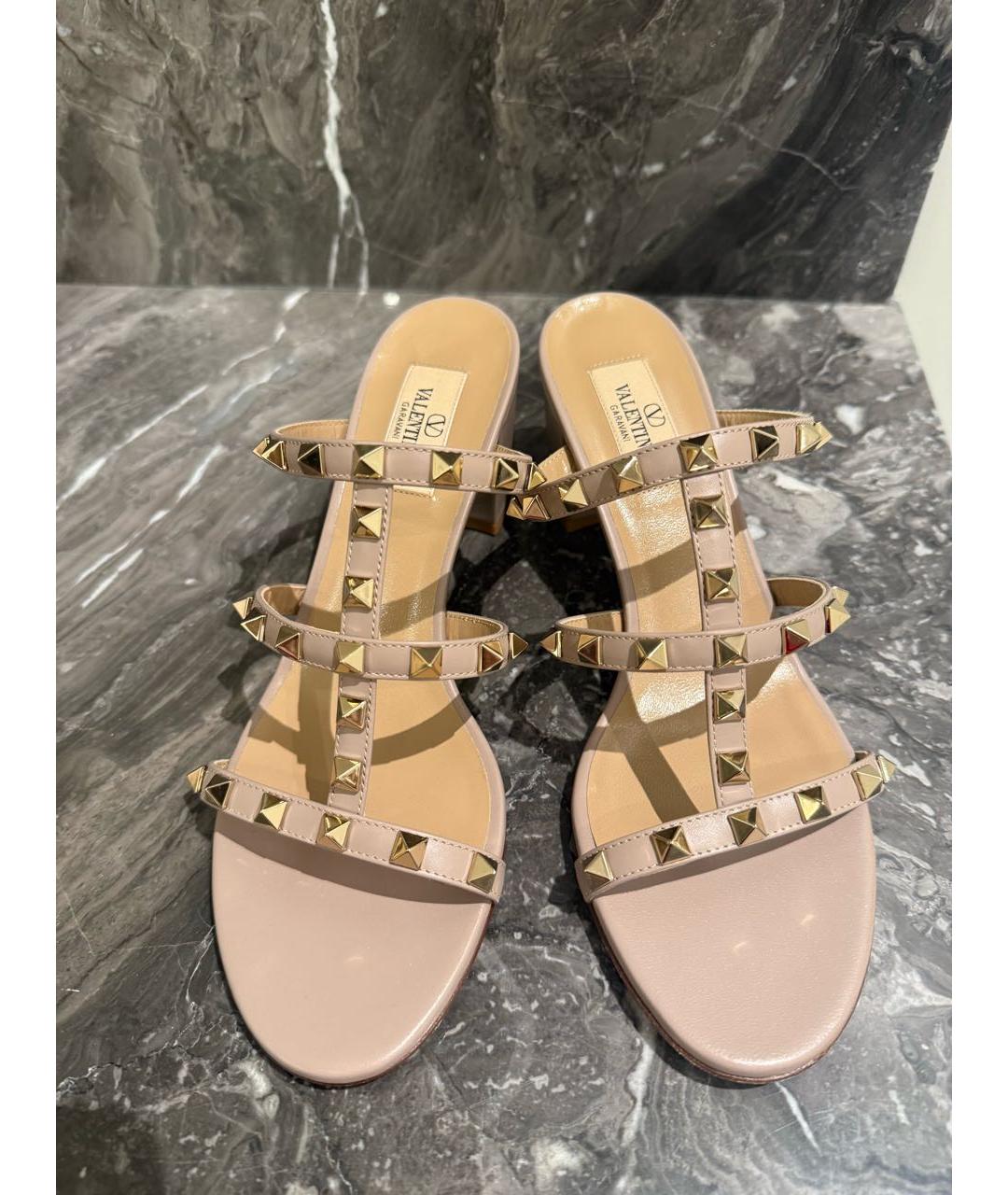 VALENTINO Бежевые кожаные сабо, фото 6