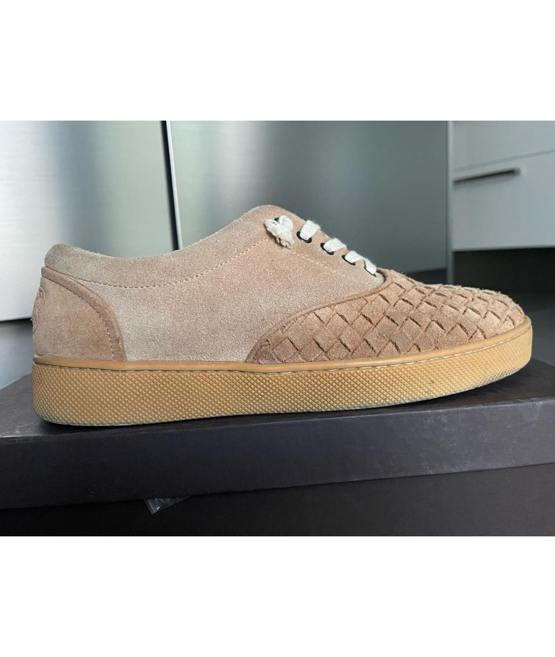 BOTTEGA VENETA Бежевые замшевые низкие кроссовки / кеды, фото 8