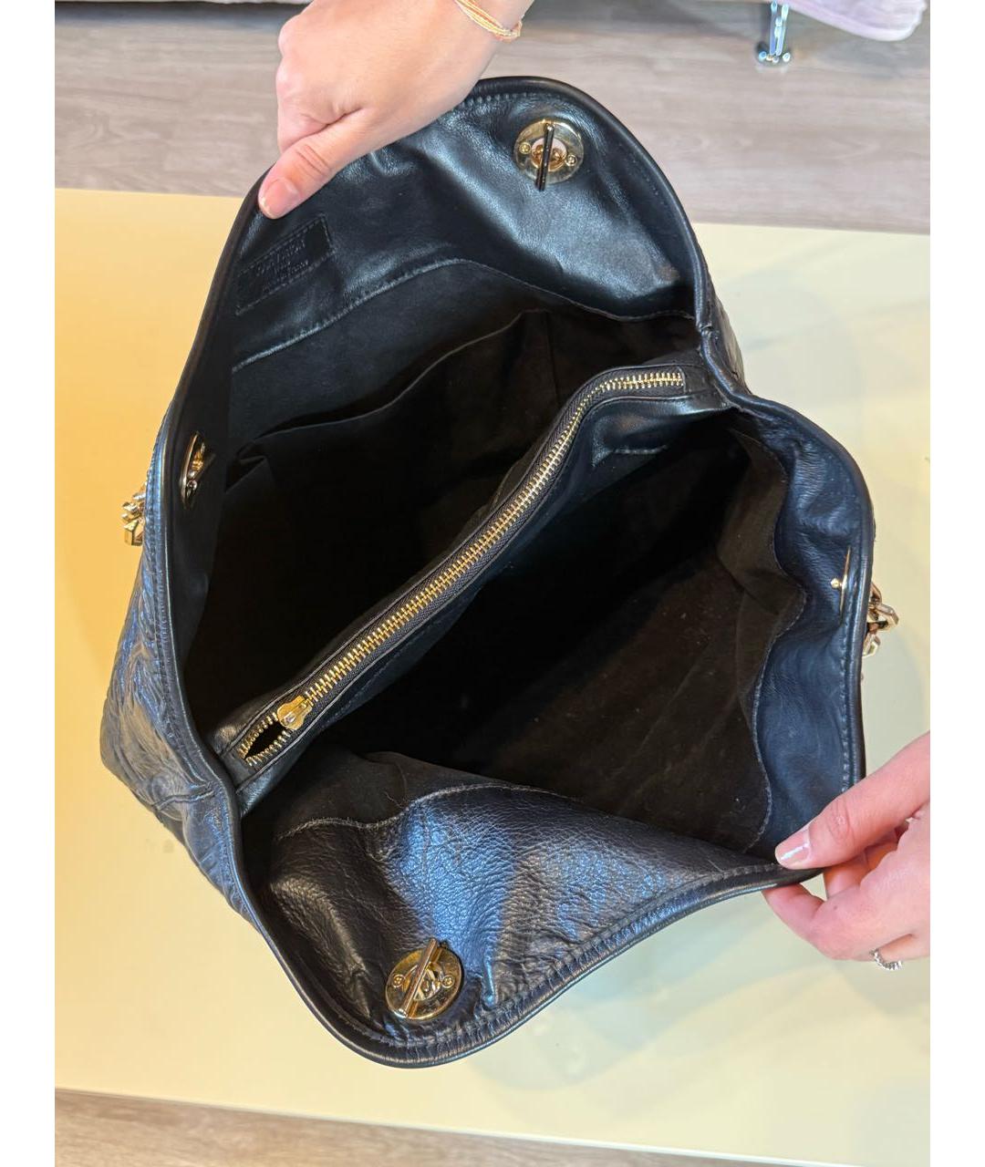 LOUIS VUITTON Черная кожаная сумка тоут, фото 4