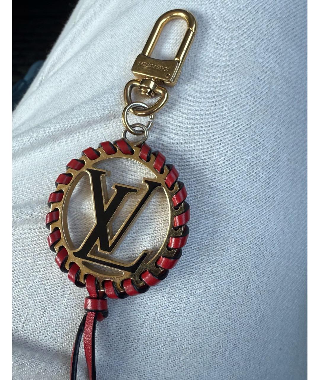 LOUIS VUITTON Коричневый брелок, фото 2