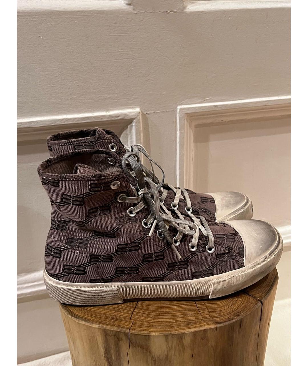 BALENCIAGA Коричневые текстильные низкие кроссовки / кеды, фото 3