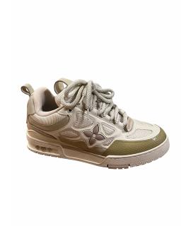 LOUIS VUITTON Низкие кроссовки / кеды