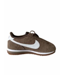NIKE Кроссовки