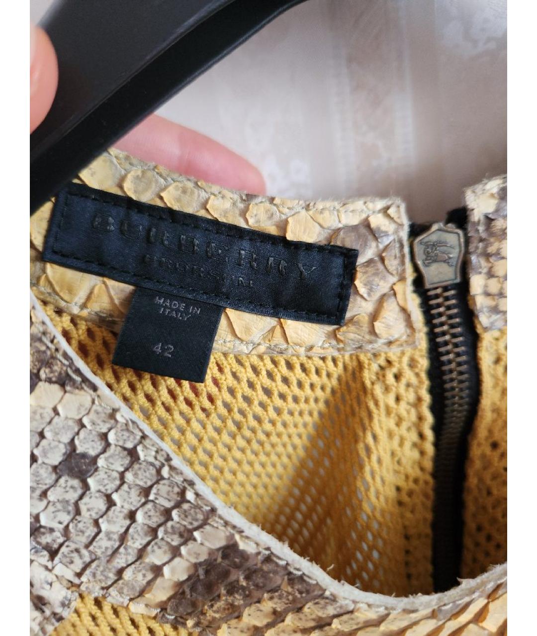 BURBERRY Горчичное кожаное платье, фото 2