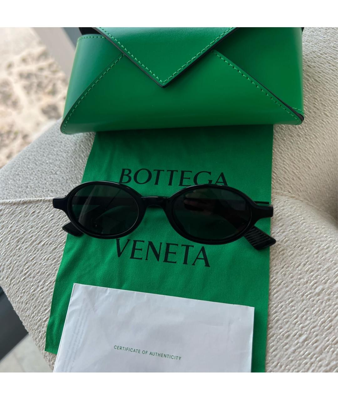 BOTTEGA VENETA Черные пластиковые солнцезащитные очки, фото 5