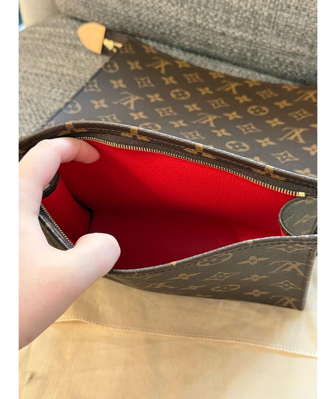 LOUIS VUITTON Коричневая косметичка, фото 6