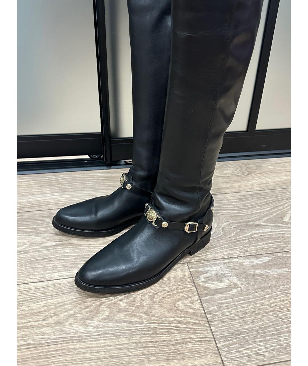 VERSACE Черные кожаные сапоги, фото 5