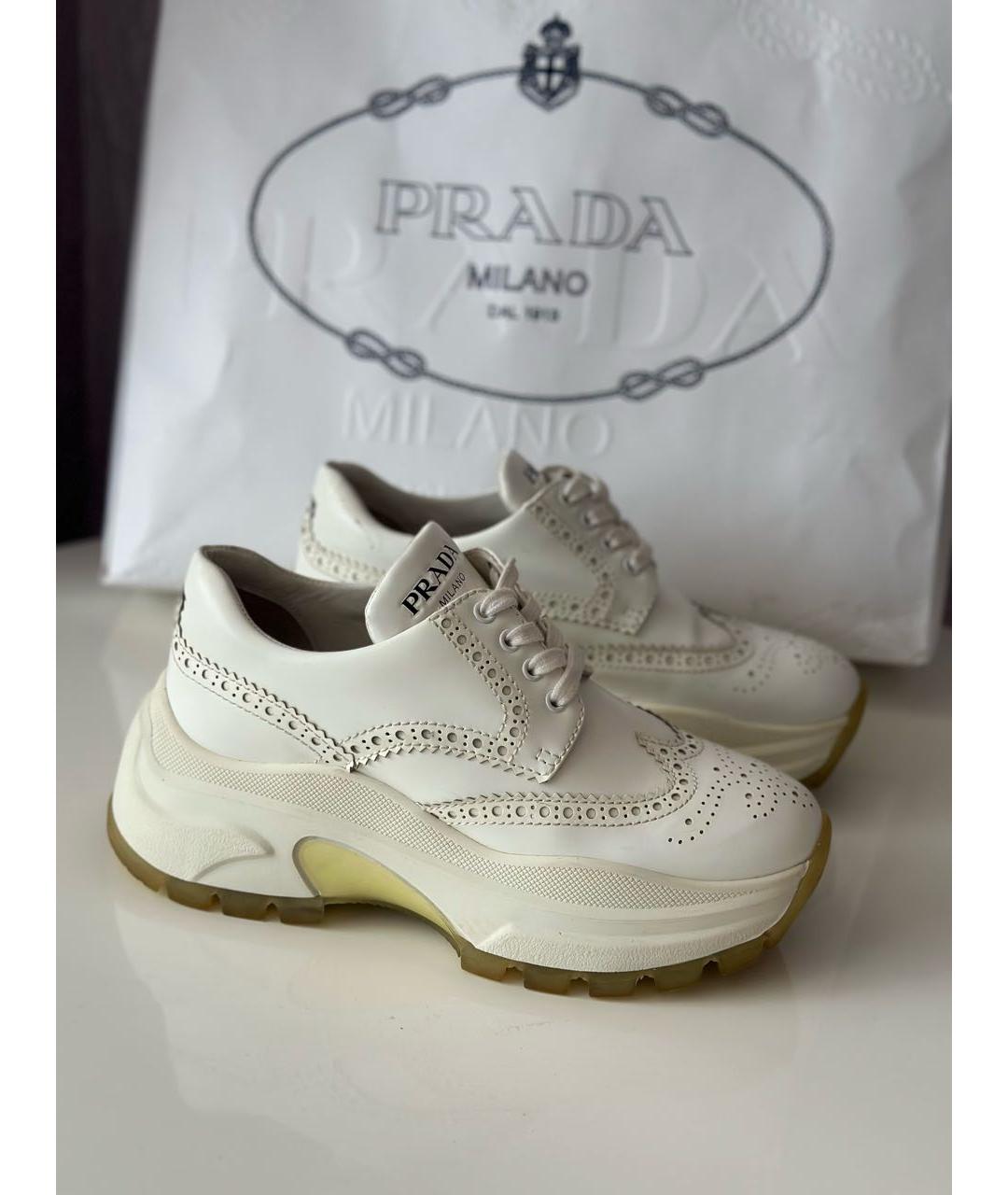 PRADA Белые кожаные брогги и оксфорды, фото 7