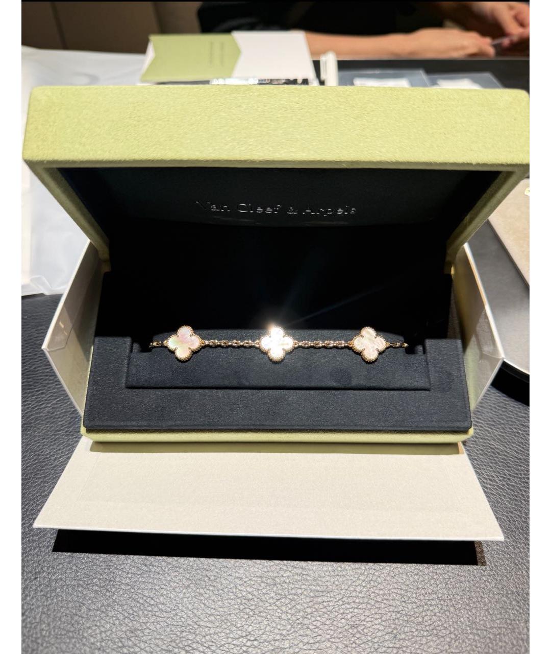 VAN CLEEF & ARPELS Белый браслет из желтого золота, фото 5