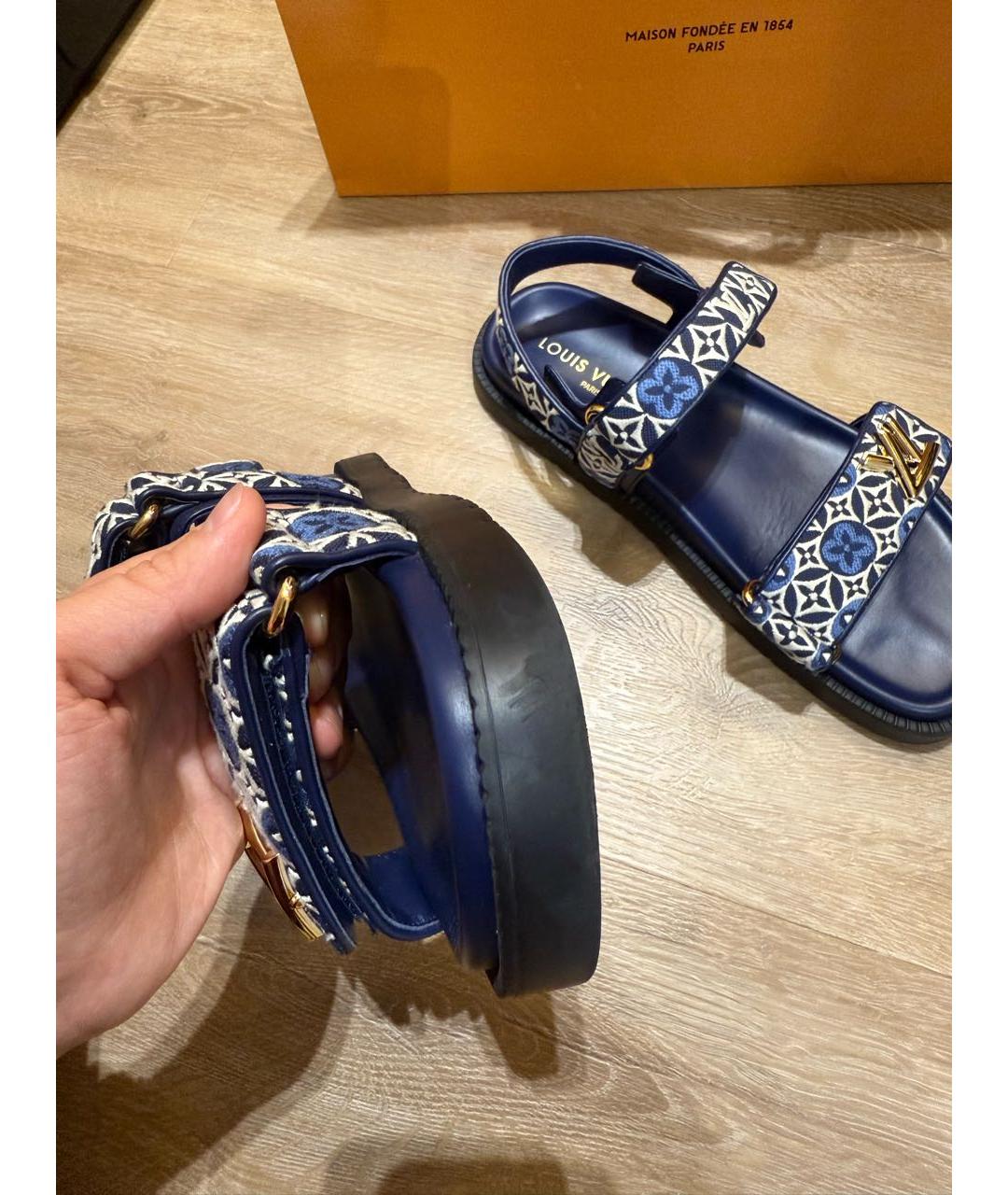 LOUIS VUITTON Темно-синие кожаные сандалии, фото 6