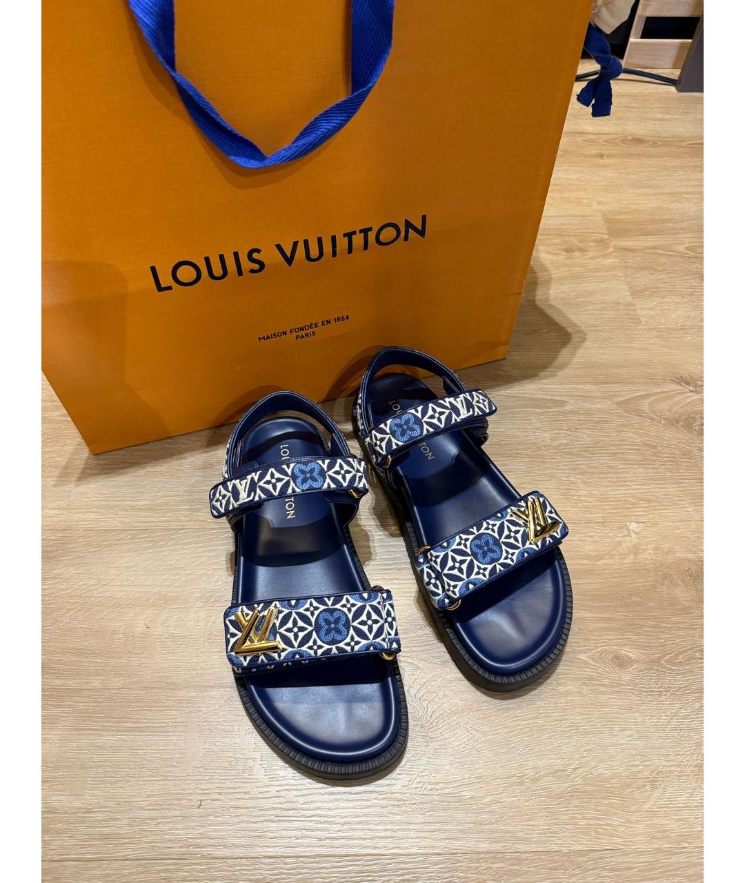 LOUIS VUITTON Темно-синие кожаные сандалии, фото 2