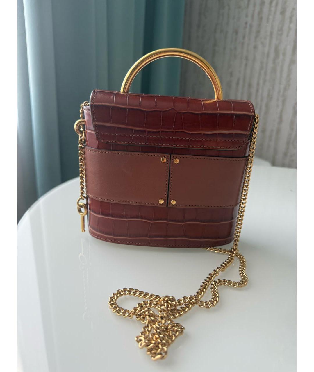 CHLOE Коричневая сумка с короткими ручками из лакированной кожи, фото 3