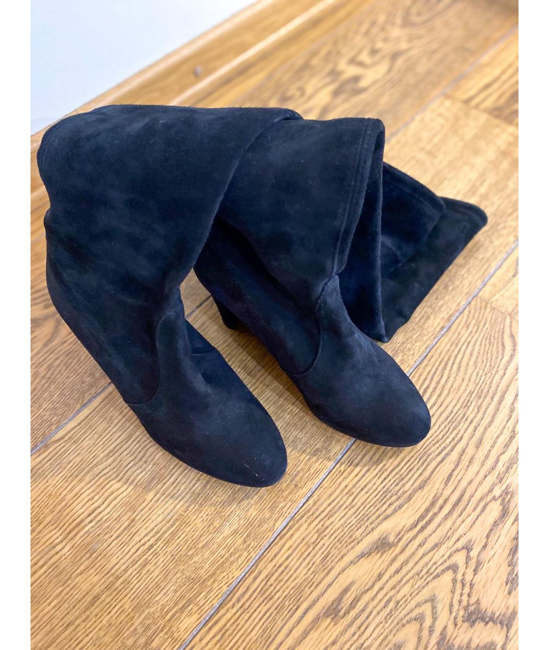STUART WEITZMAN Черные замшевые ботфорты, фото 3