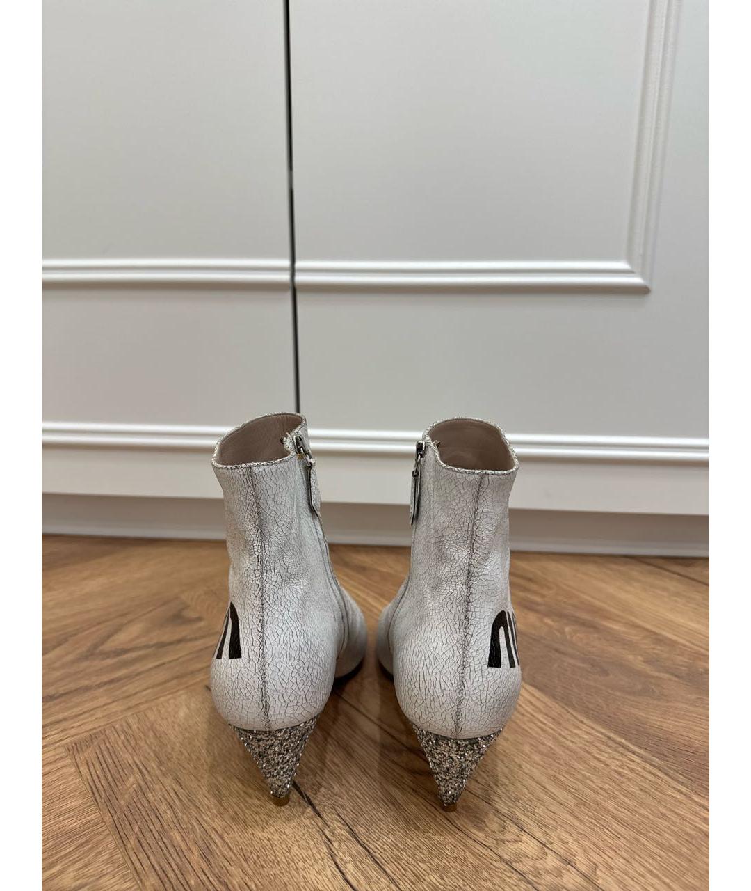 MIU MIU Белые кожаные ботильоны, фото 4
