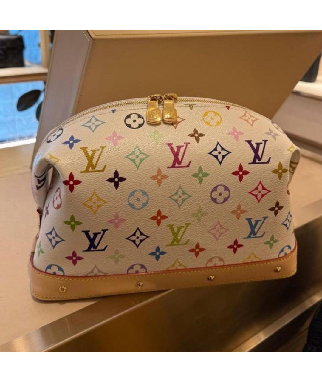 LOUIS VUITTON Косметичка, фото 2