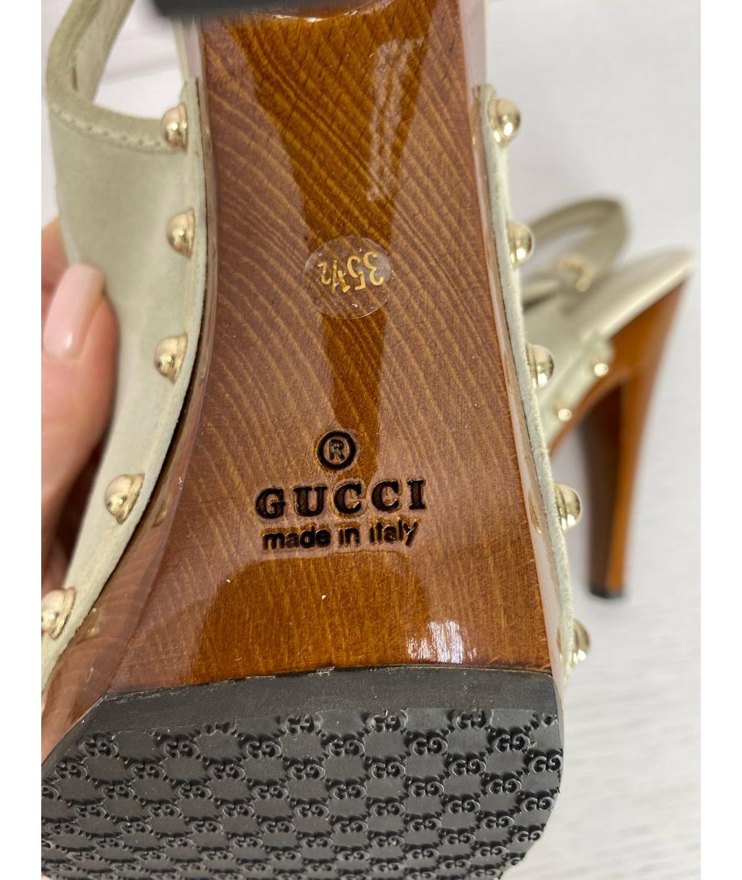 GUCCI Бежевые замшевые босоножки, фото 6