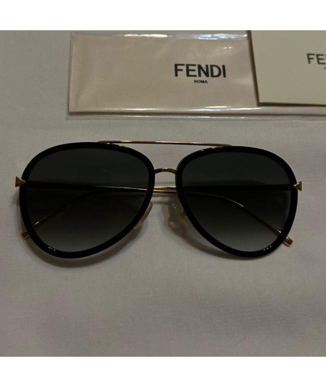 FENDI Черные пластиковые солнцезащитные очки, фото 3