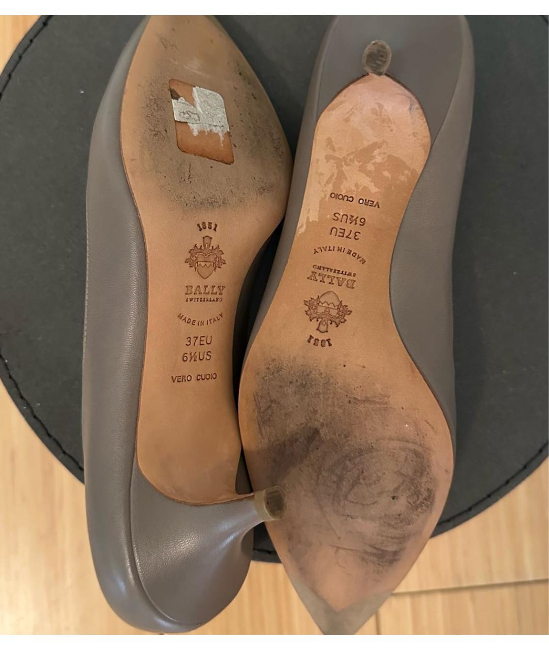 BALLY Бежевые кожаные лодочки на низком каблуке, фото 4