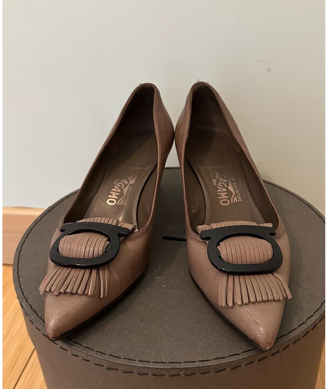 FERRAGAMO Бежевые кожаные туфли, фото 2