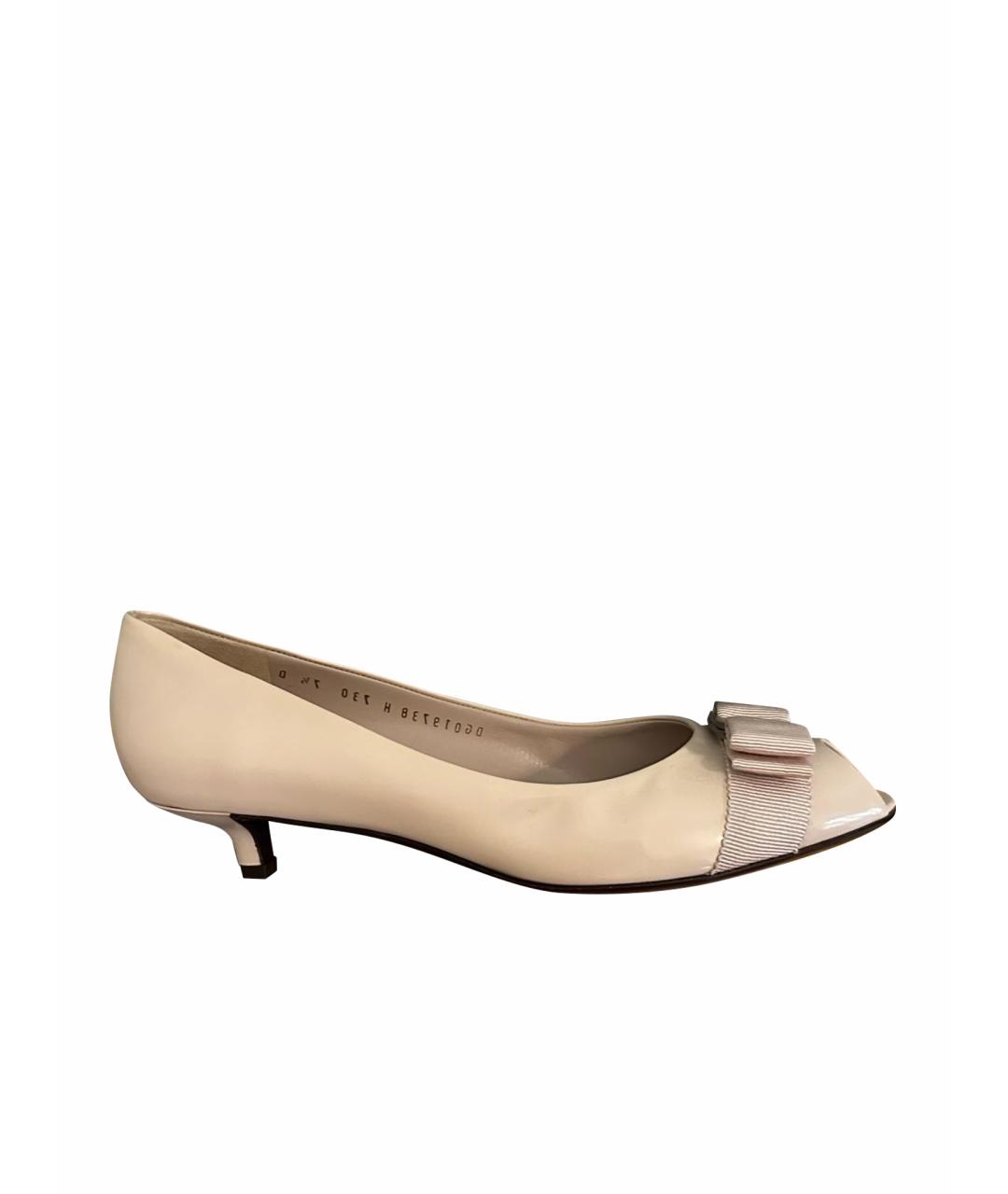 FERRAGAMO Бежевые туфли из лакированной кожи, фото 1