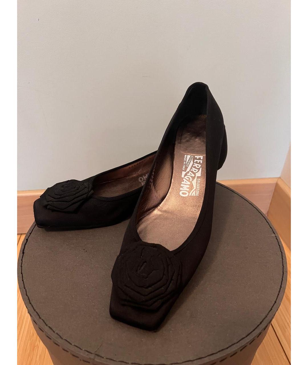 FERRAGAMO Черные текстильные туфли, фото 2