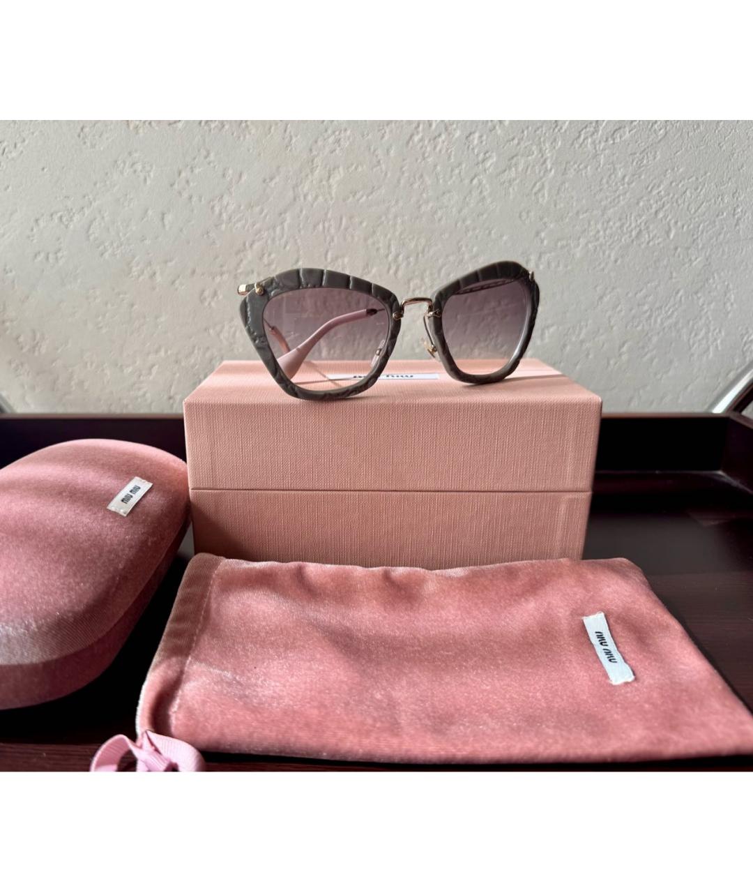 MIU MIU Серые пластиковые солнцезащитные очки, фото 2