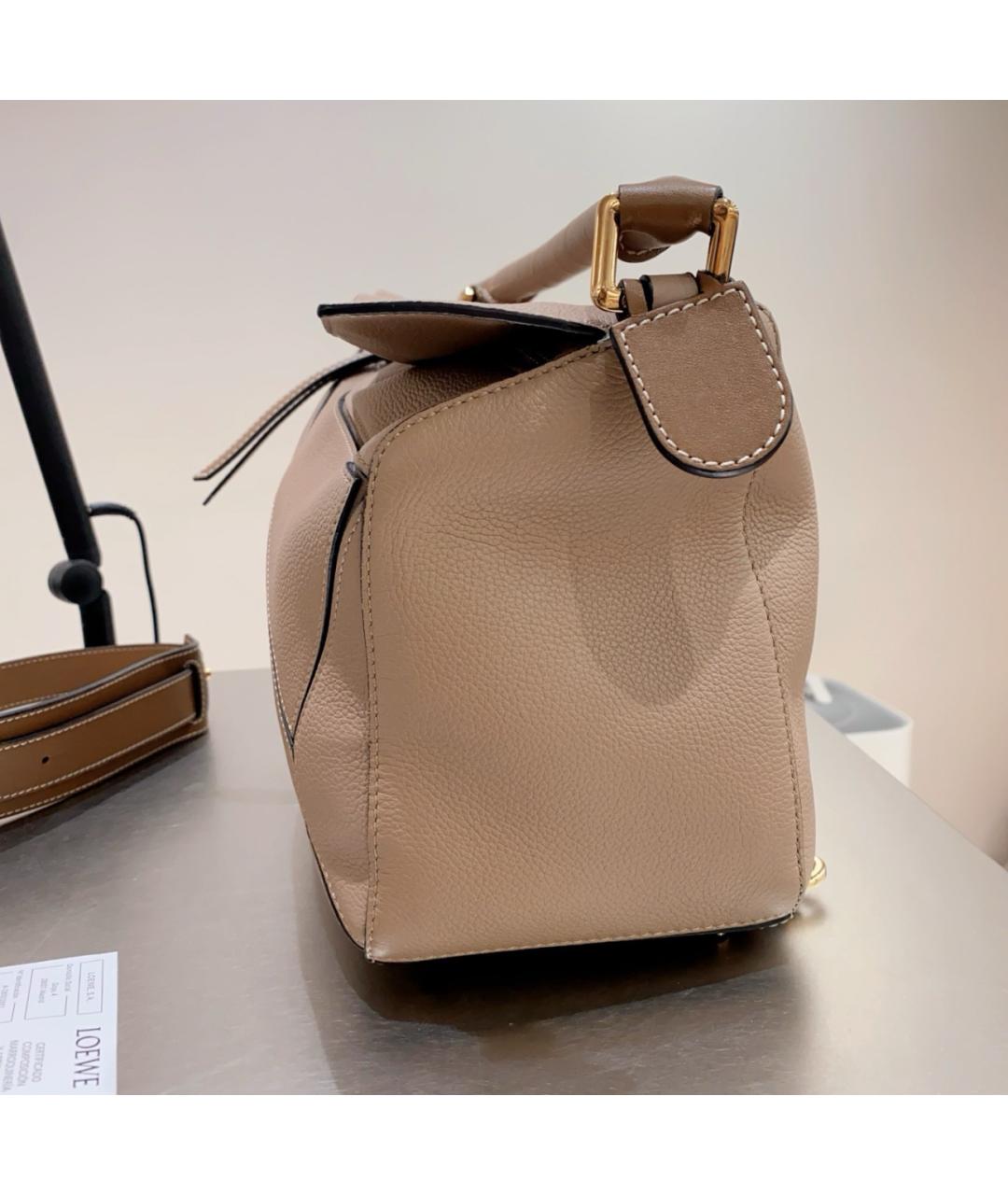 LOEWE Бежевая кожаная сумка через плечо, фото 7