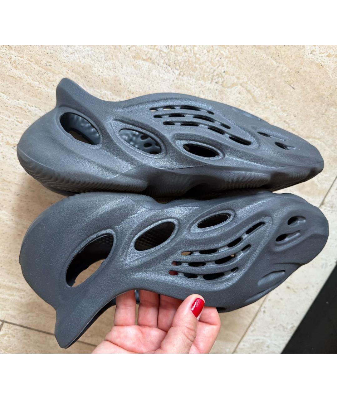 ADIDAS YEEZY Черные низкие кроссовки / кеды, фото 5
