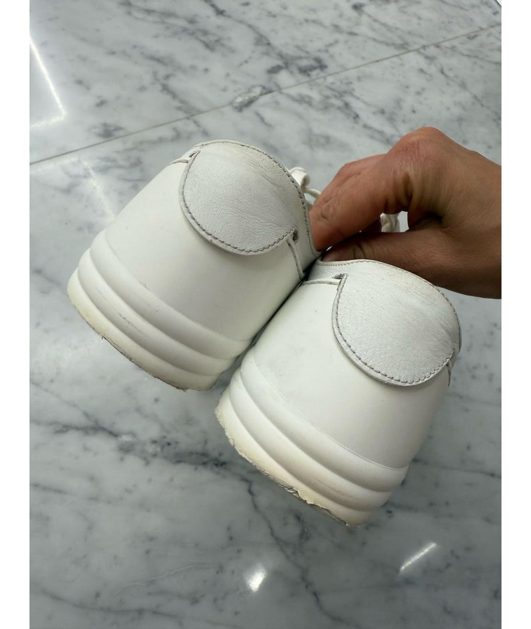 CHANEL Белые кожаные кеды, фото 3