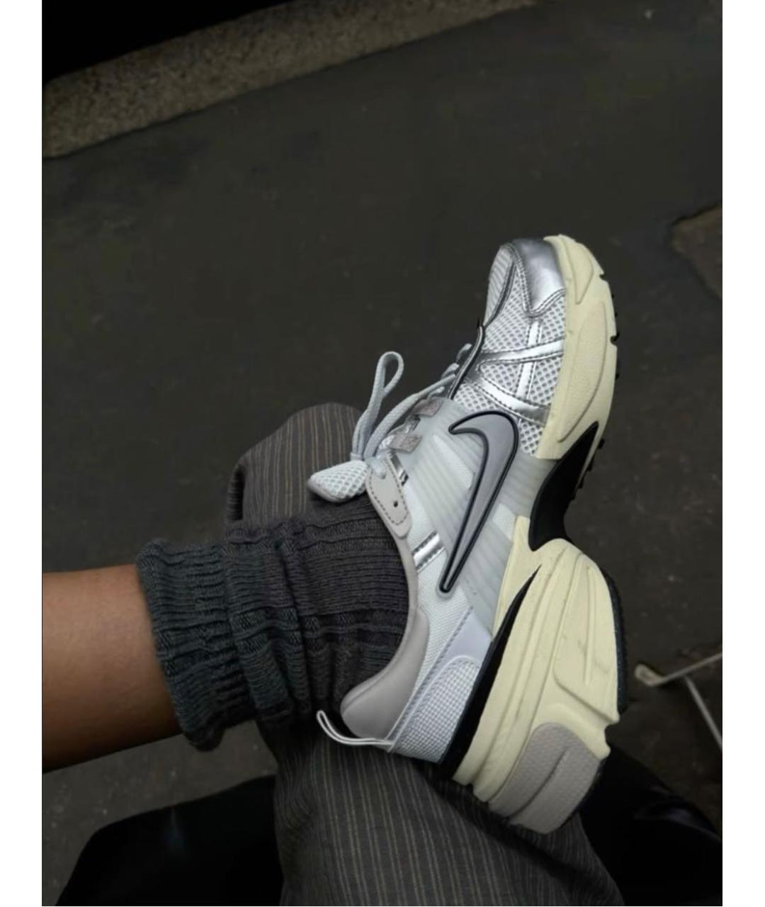 NIKE Серебряные кроссовки, фото 3