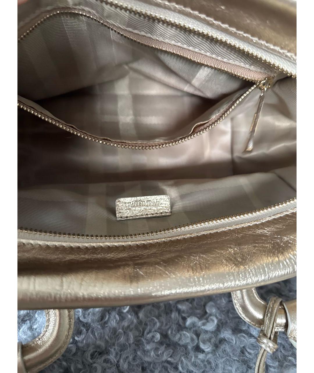 BURBERRY Золотая кожаная сумка с короткими ручками, фото 5